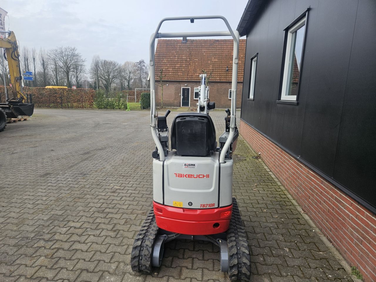 Takeuchi TB210R - 2023