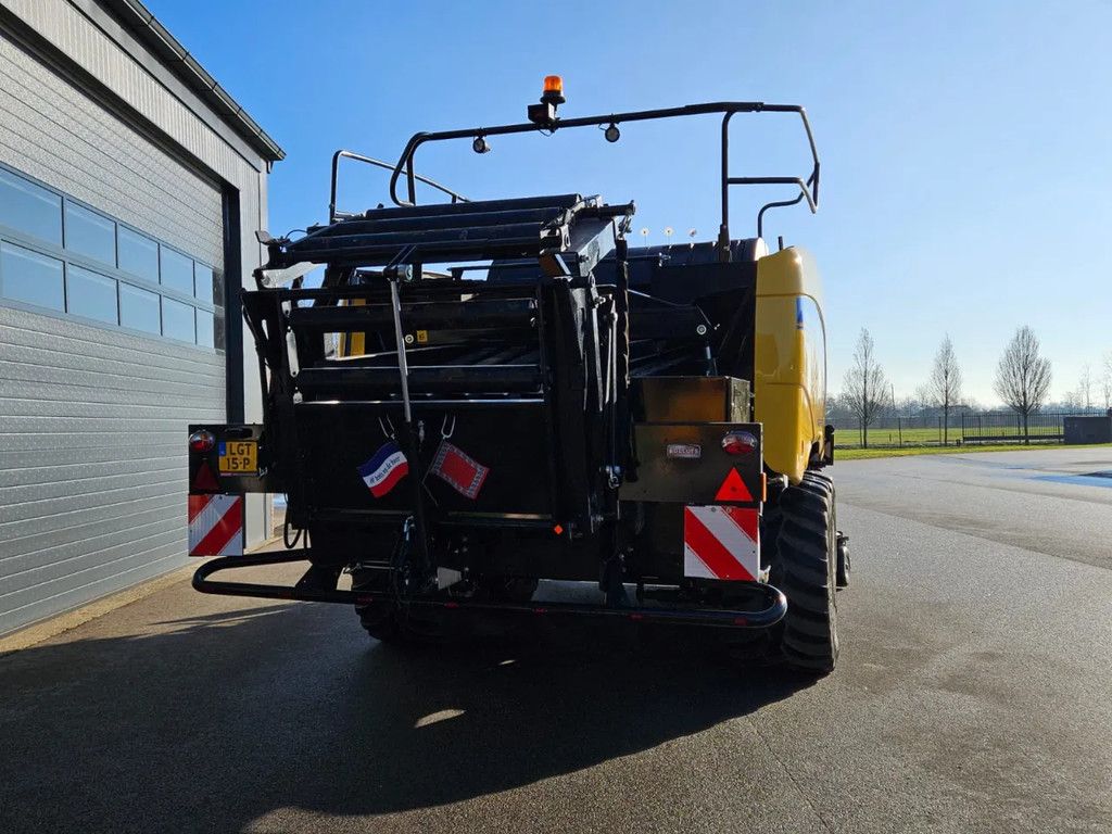 New Holland BB 1270 Plus Loopmaster