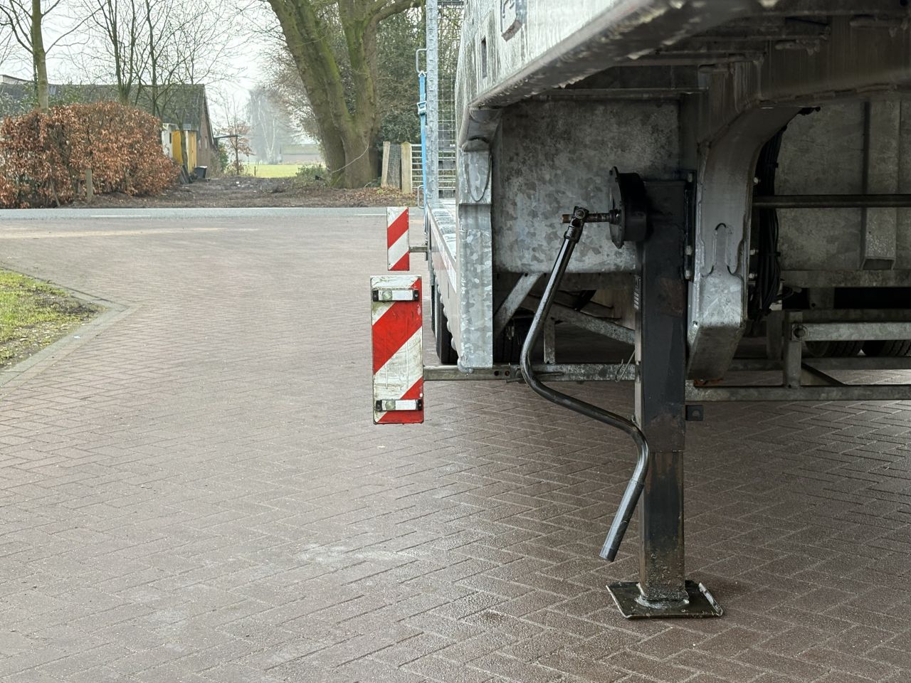 BE oplegger 28 Ton C Oplegger semi dieplader Veldhuizen