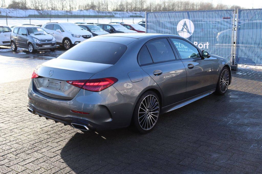 Passenger car Mercedes-Benz C180 Petrol 170hp 2022 (Margin)