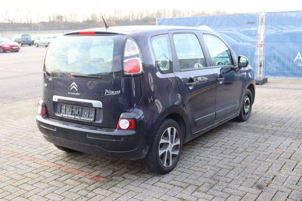 Passenger car Citroën C3 Picasso Petrol 95 hp 2014 (Margin)