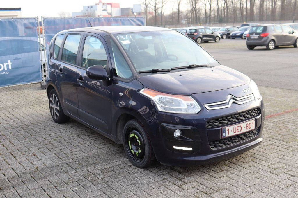 Passenger car Citroën C3 Picasso Petrol 95 hp 2014 (Margin)