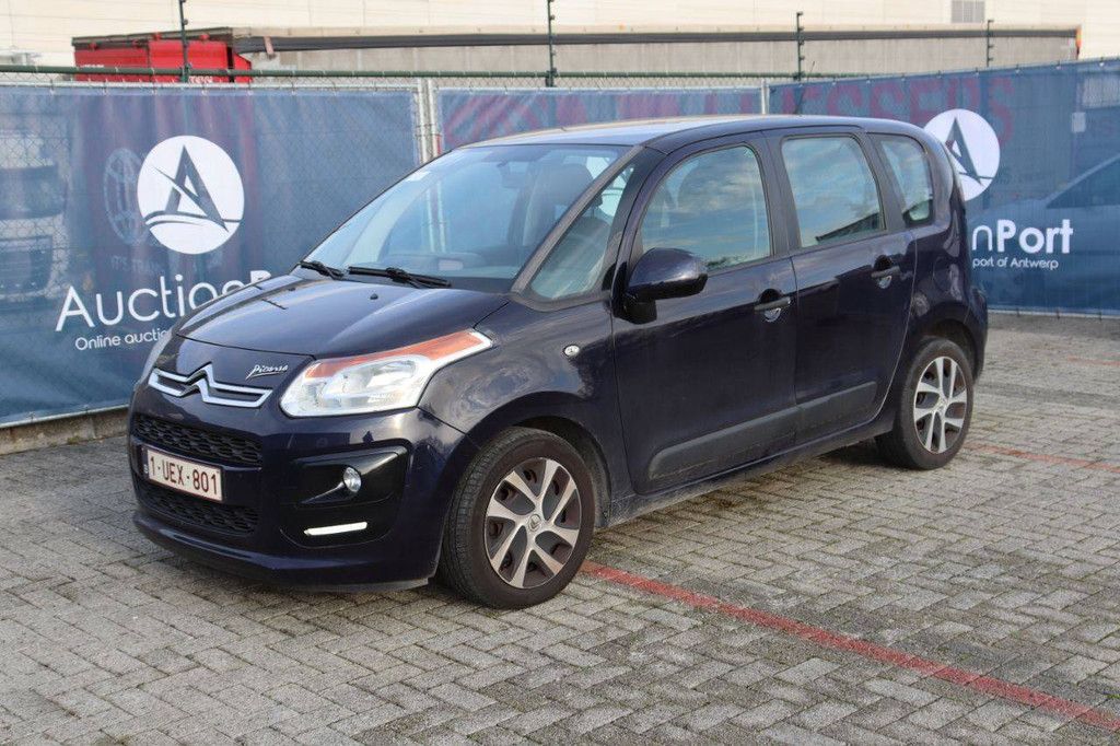Passenger car Citroën C3 Picasso Petrol 95 hp 2014 (Margin)