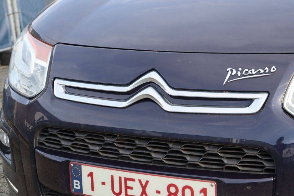 Passenger car Citroën C3 Picasso Petrol 95 hp 2014 (Margin)
