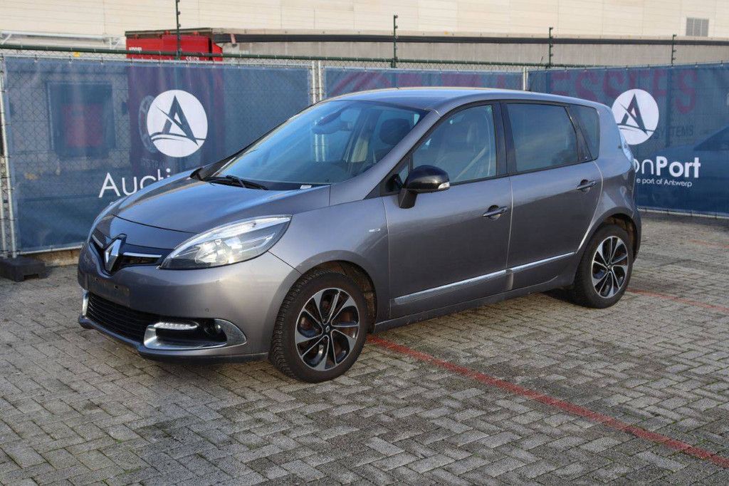Pkw Renault Scenic dCi Diesel 110 PS 2015 (Margin)