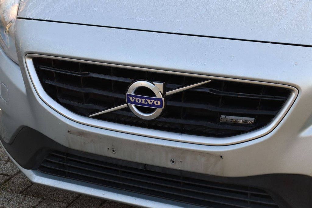 Passenger car Volvo V40 Diesel 115 hp 2015 (Margin)