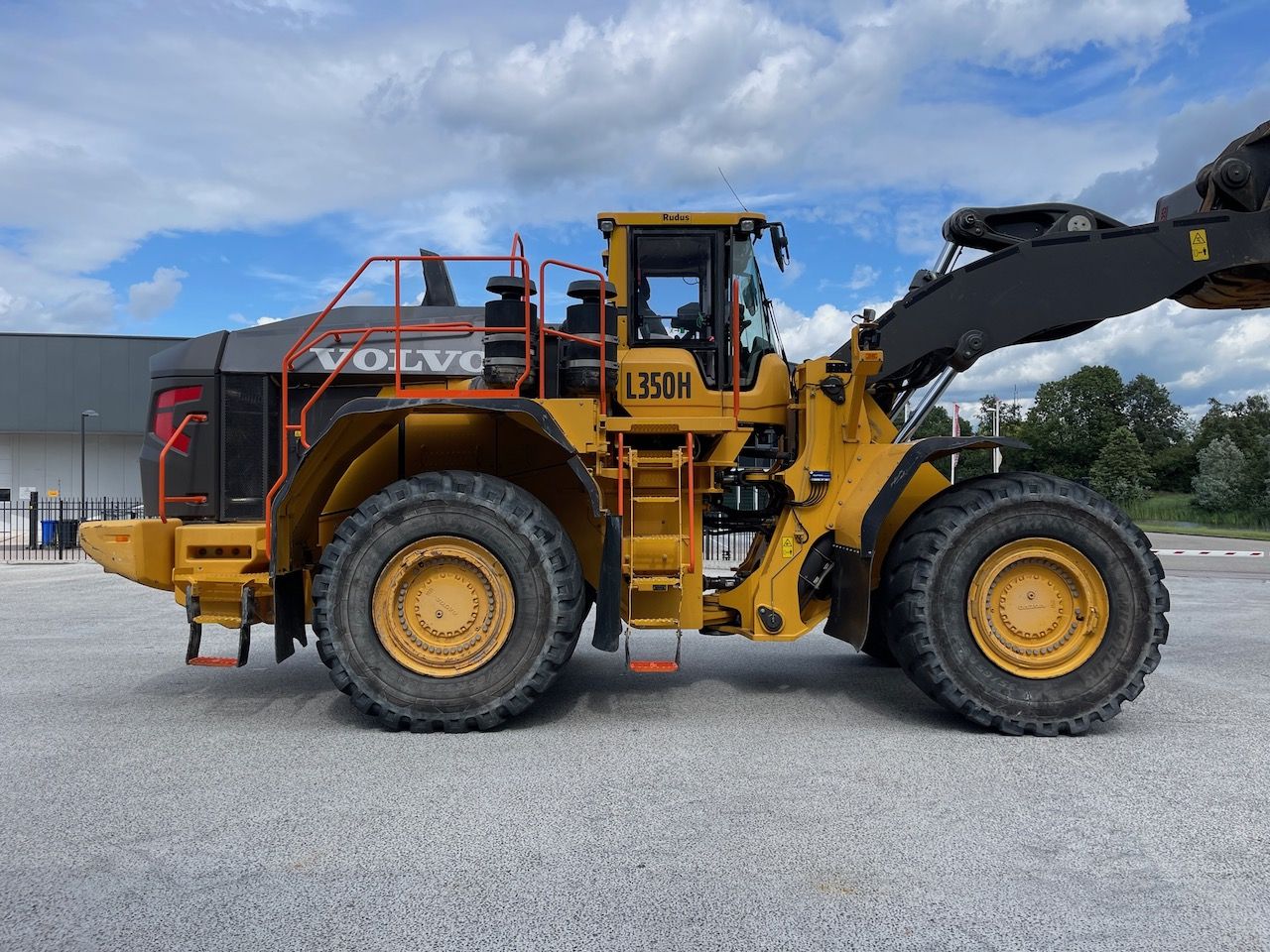 Volvo L350H CDC + Lock up