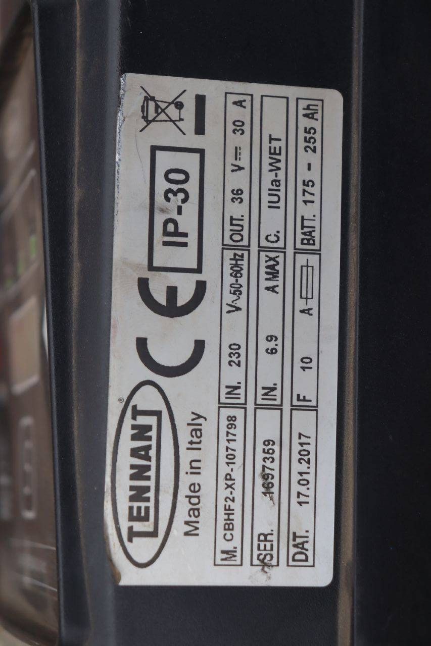 Veegmachine Tennant 6100 Elektrisch 2017