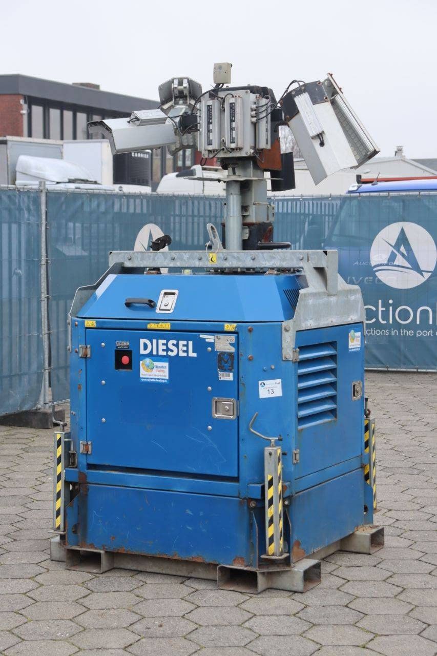 Lichtmast Towerlight HYDROP CLED-1389 Diesel 8,5 m 1,6 kW 2012