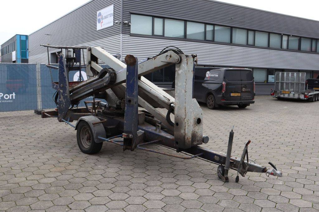Anhängermontierte Hubarbeitsbühne Euro Access MZ 16 51 2000