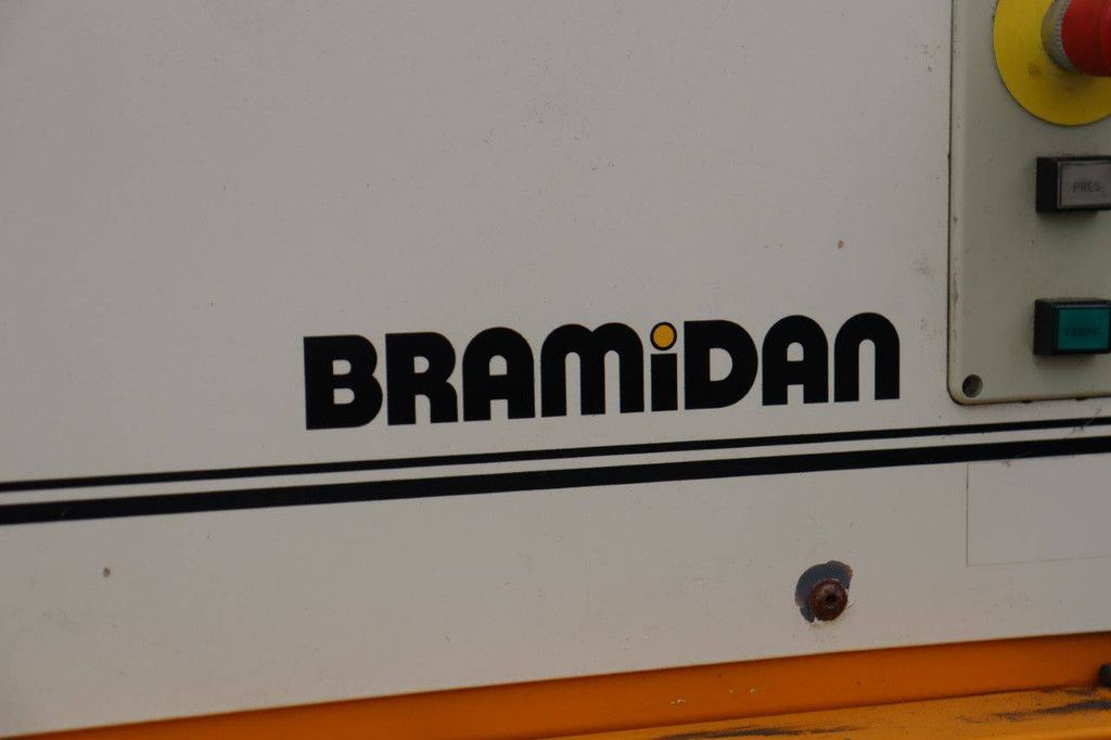 Bramidan 3-0 Paper Press