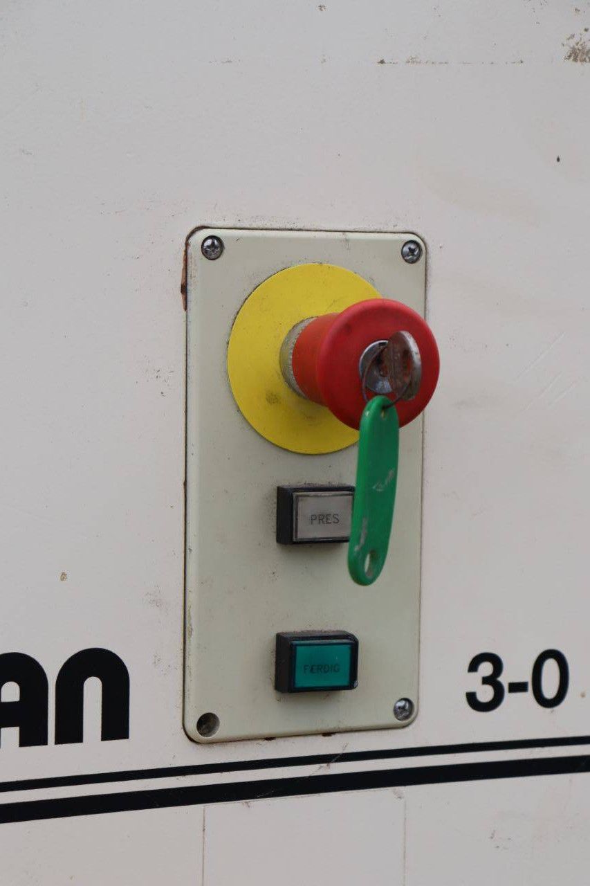 Bramidan 3-0 Paper Press