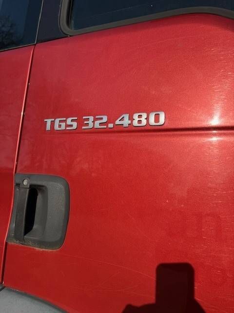 Fahrgestell mit Fahrerhaus MAN TGS 26.480 6x4 BB Diesel 481 PS Baujahr 2009