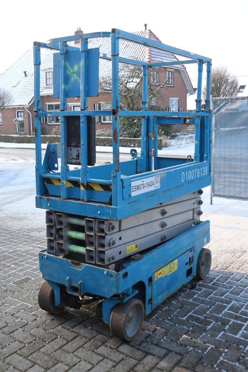 Scissor lift Genie GS1932 Electric 7.85m