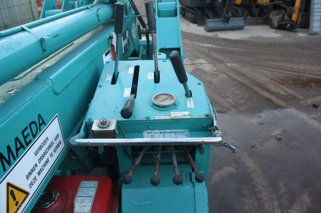 Maeda CC266R0 Benzinkran 2600 kg 2008