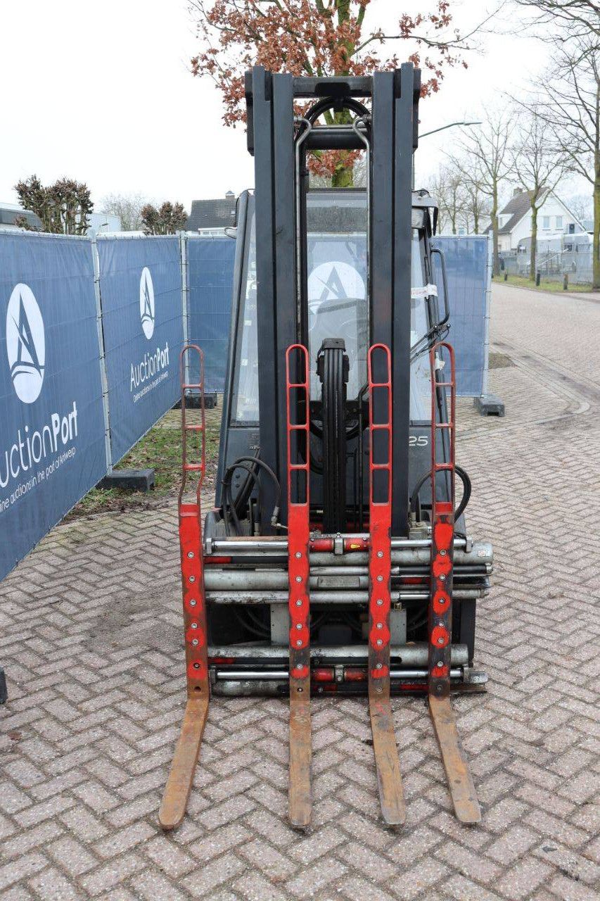 Gabelstapler Linde E25-02 Elektro 2500 kg 5,3 m 2011