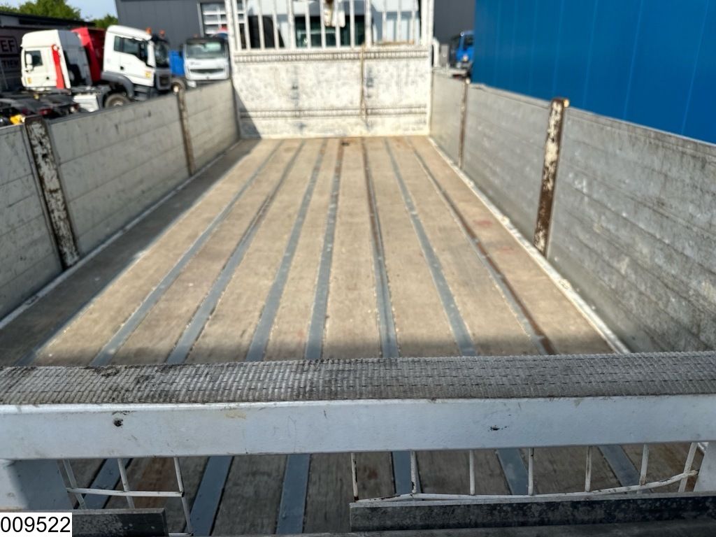 Renault Kerax 380 Dxi 6X4, EURO 5, Steel suspension