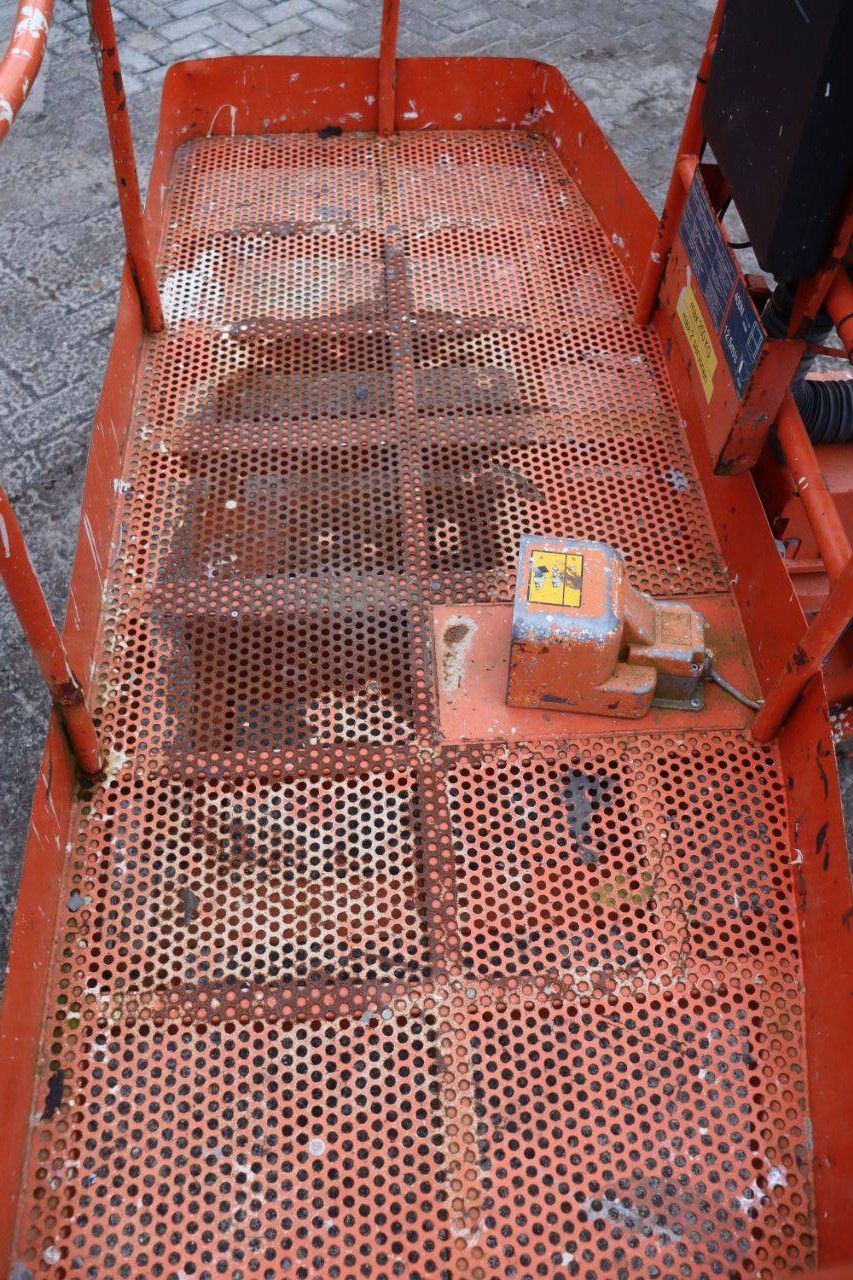 Teleskoparbeitsbühne Hitachi HX140B-2 Diesel 15,9 m 2013