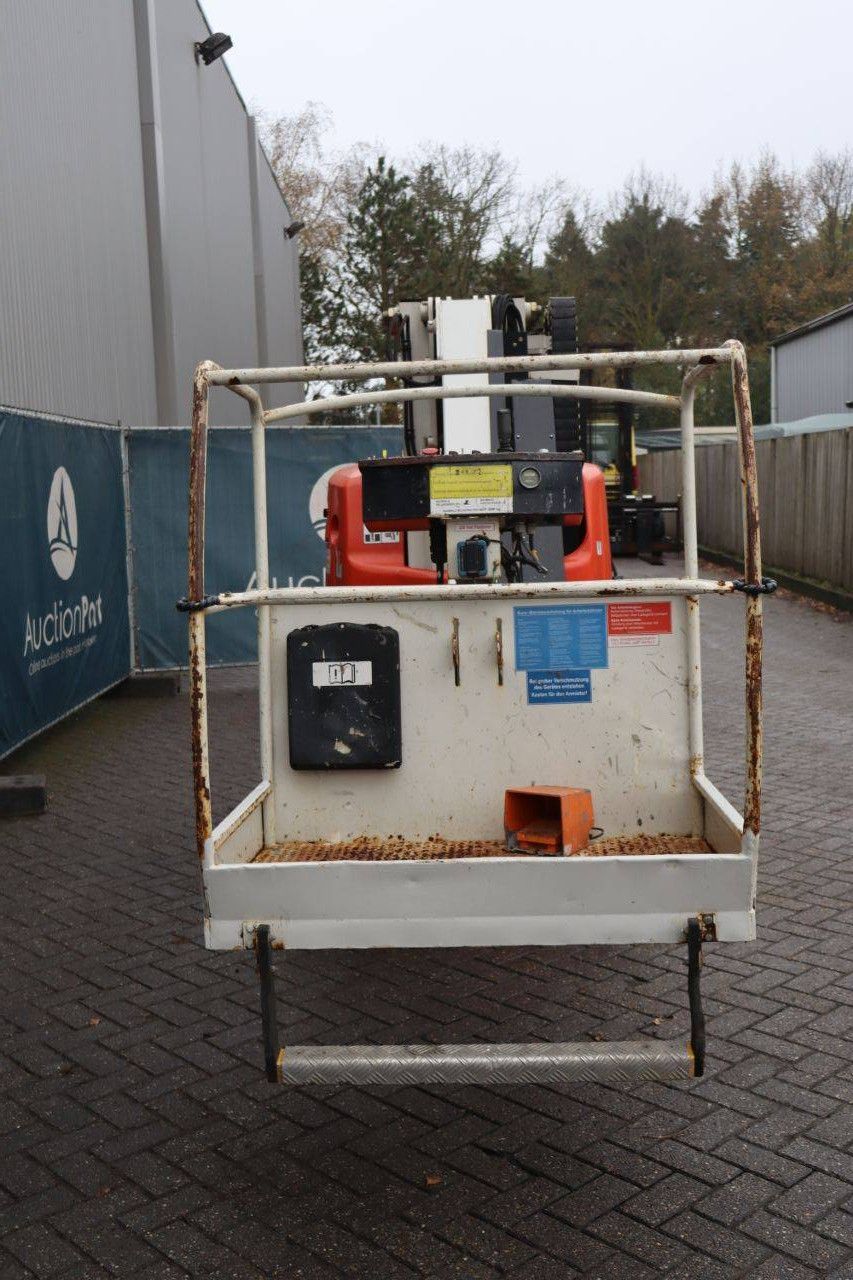 JLG TOUCAN_1310 Electric Mast Lift 13m 2013