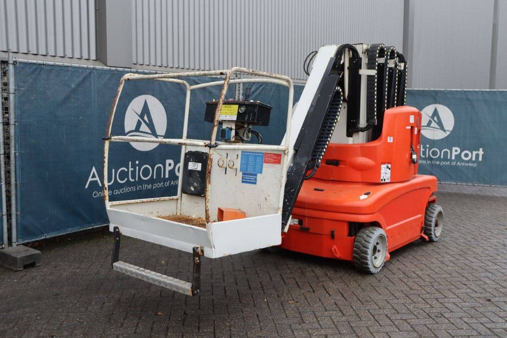 JLG TOUCAN_1310 Electric Mast Lift 13m 2013