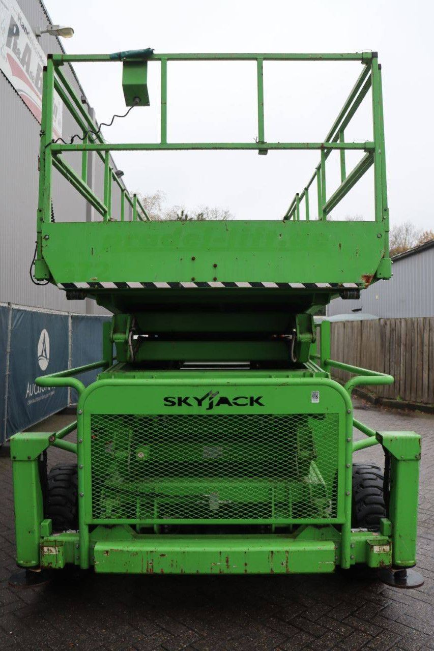 Scissor lift Skyjack SJ 9250 Diesel 11.1m 2015