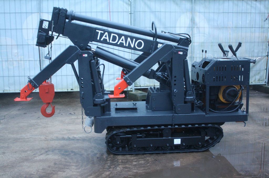 Raupenkran Tadano SK-1600 Benzin 1600kg 7m