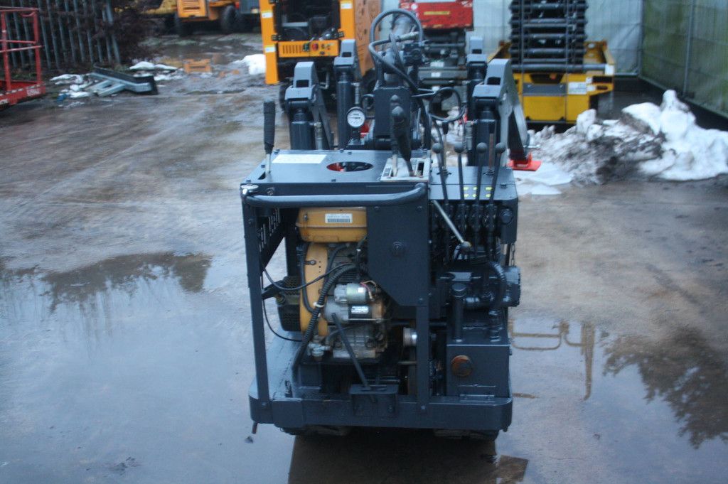 Raupenkran Tadano SK-1600 Benzin 1600kg 7m