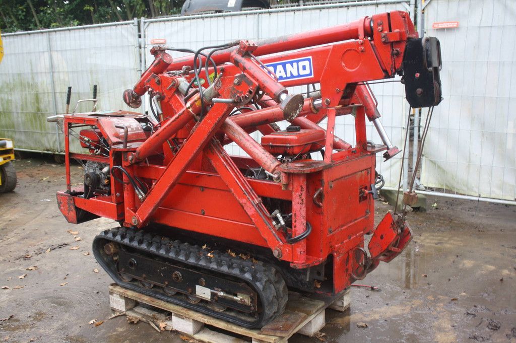 Tadano TM10 Benzin-Raupenkran 1500 kg 6,6 m