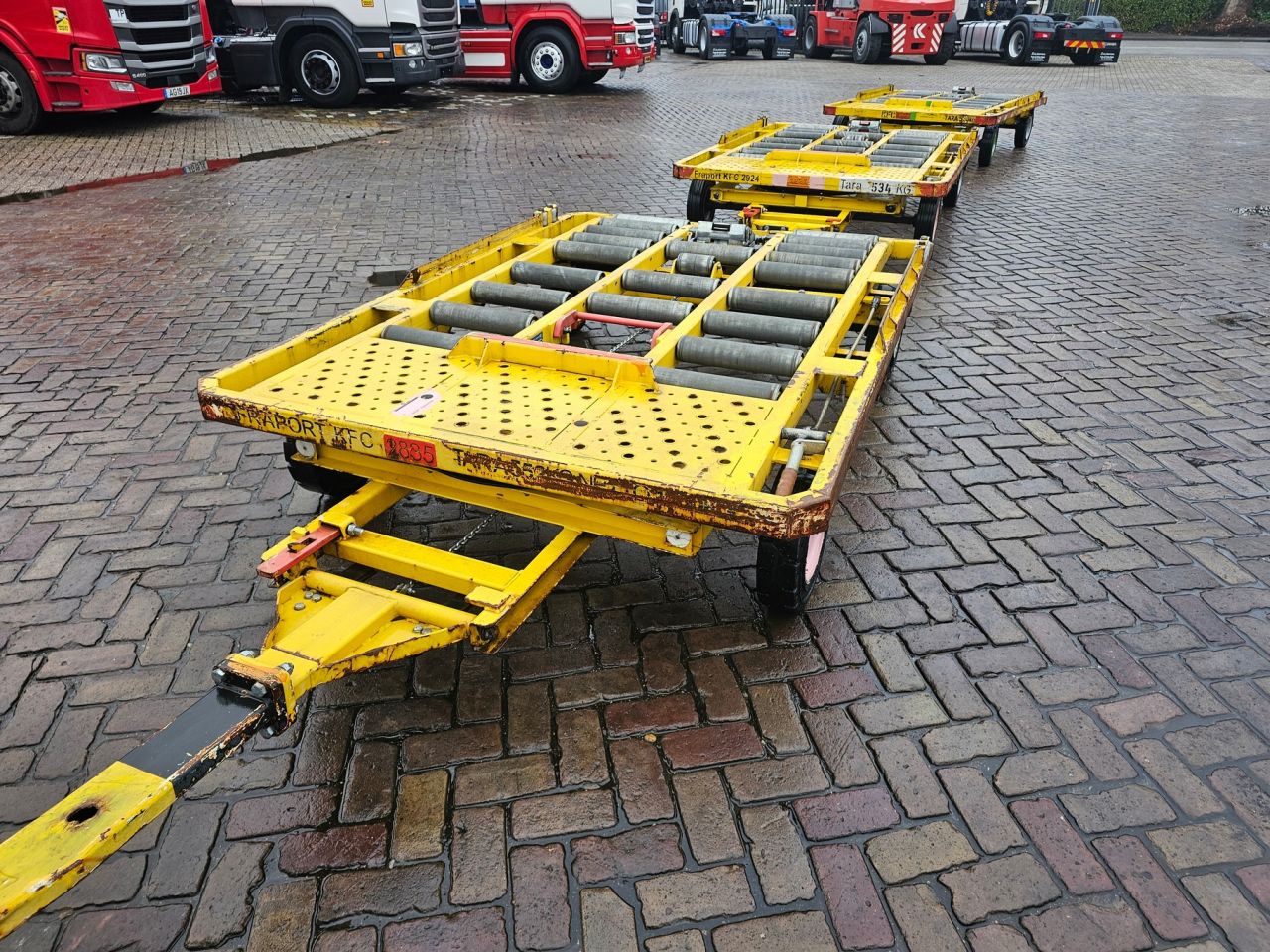 Diverse Bagagewagens en Container Rol Aanhangwagens