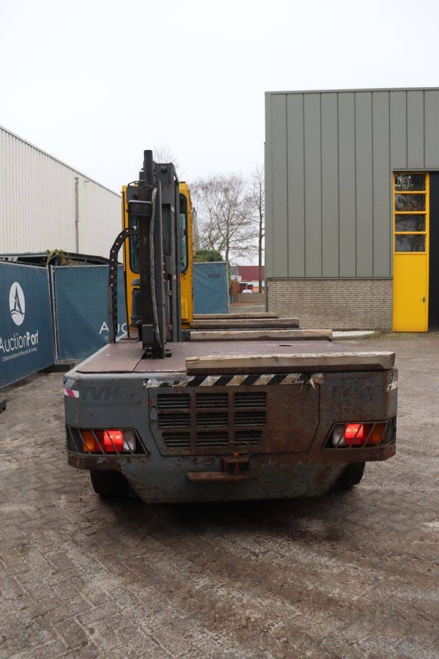 Side loader Baumann DX40 12 51TR Diesel 4000kg 5.1m 2000