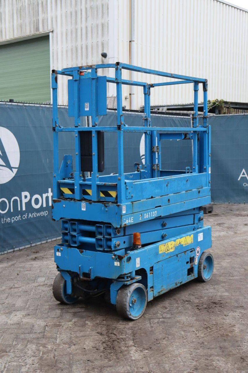 Scissor lift Genie GS-1532 Electric 6m 2014