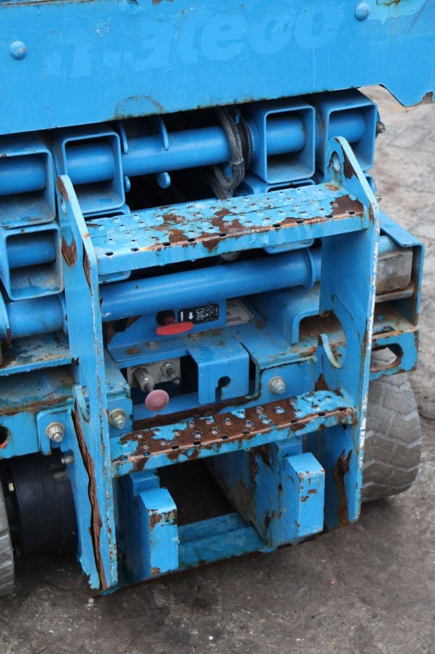 Scissor lift Genie GS-1532 Electric 6m 2014