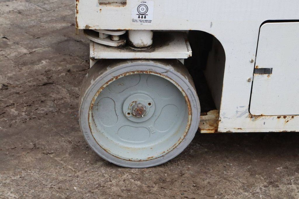 Scherenbühne Genie GS-3246 Elektrisch 11,75 m 2013