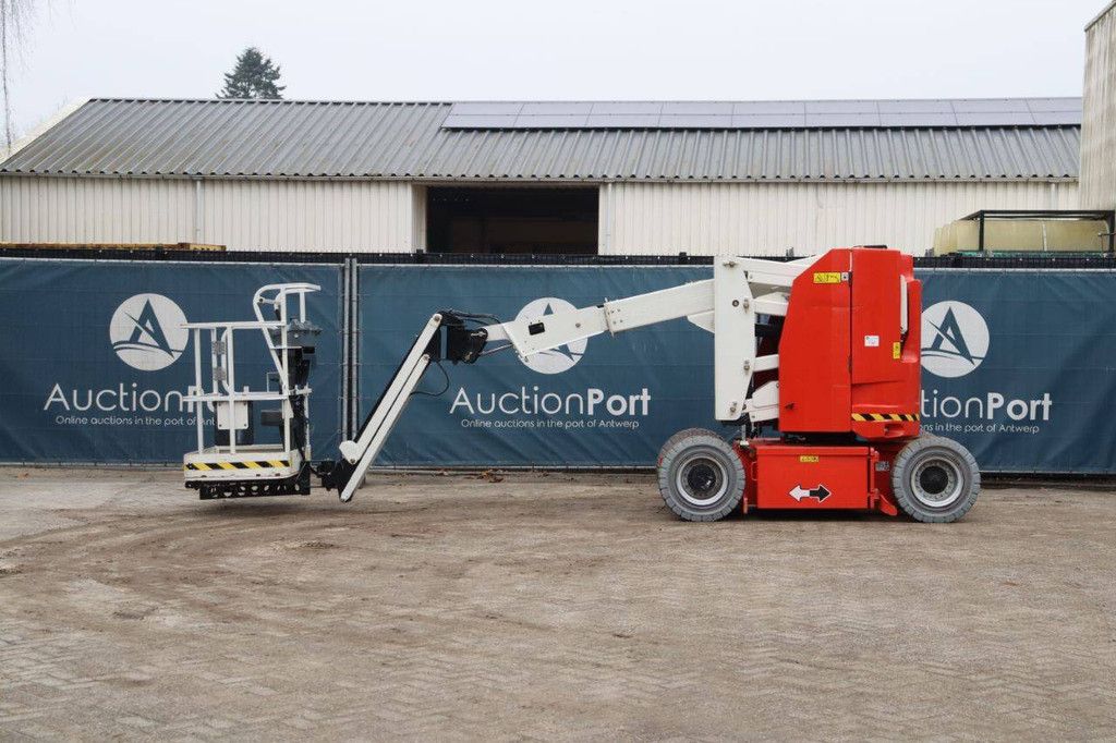 JLG E300AJP Elektrische Gelenkteleskoparbeitsbühne 11 m 2016