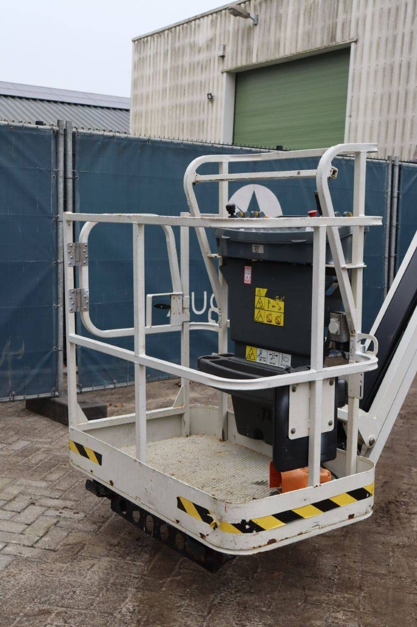 JLG E300AJP Elektrische Gelenkteleskoparbeitsbühne 11 m 2016