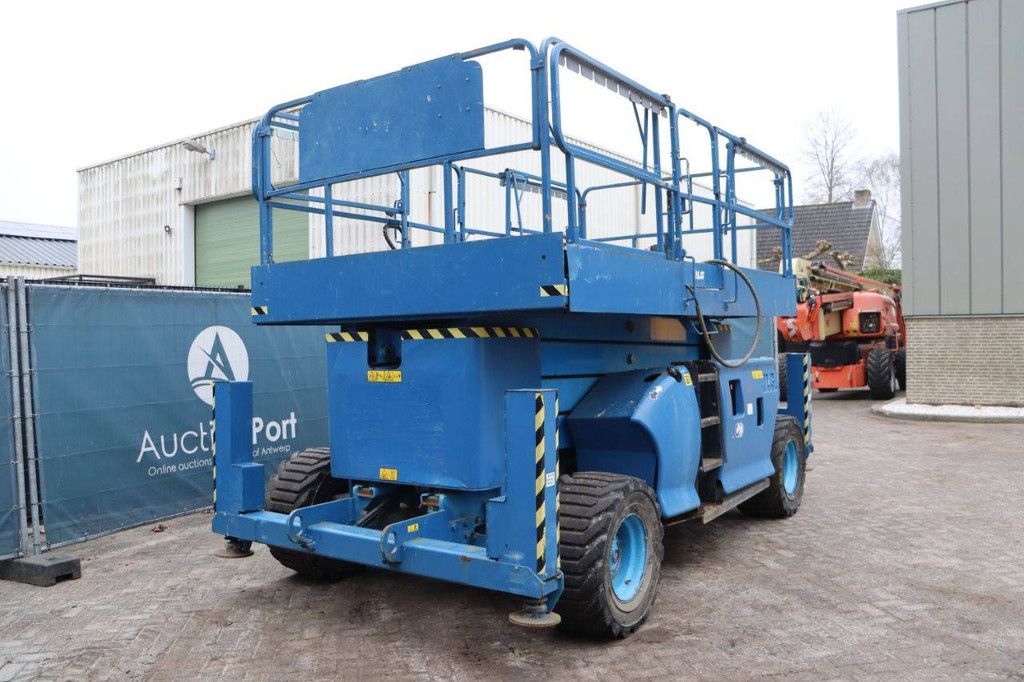 Scherenarbeitsbühne JLG 4394RT Diesel 15,11 m 2008