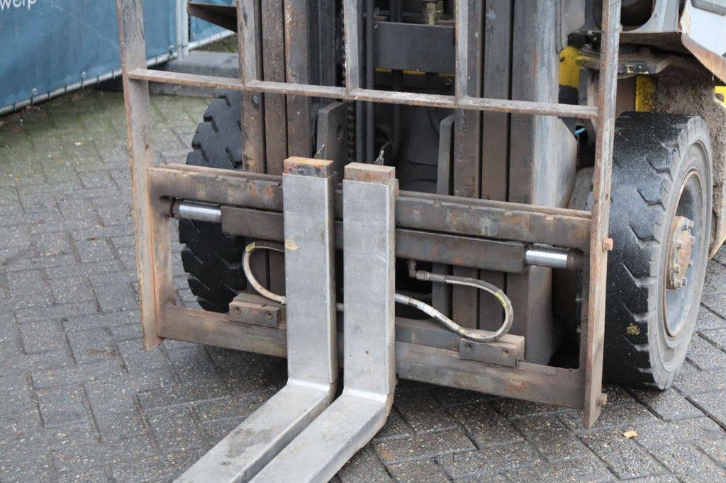 Heftruck Nissan 25 Diesel 2500kg