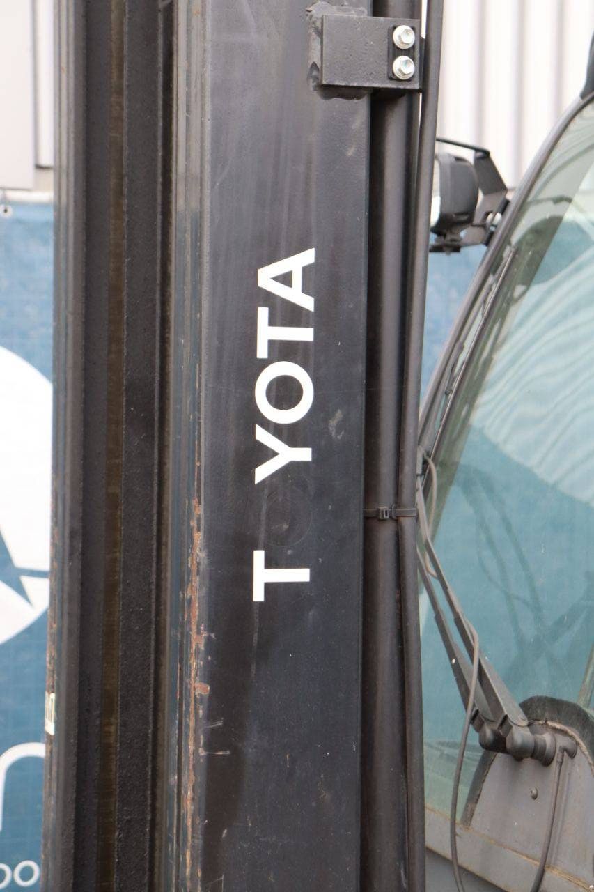 Gabelstapler Toyota 02-8FGF25 LPG 2500kg 3,7m 2012