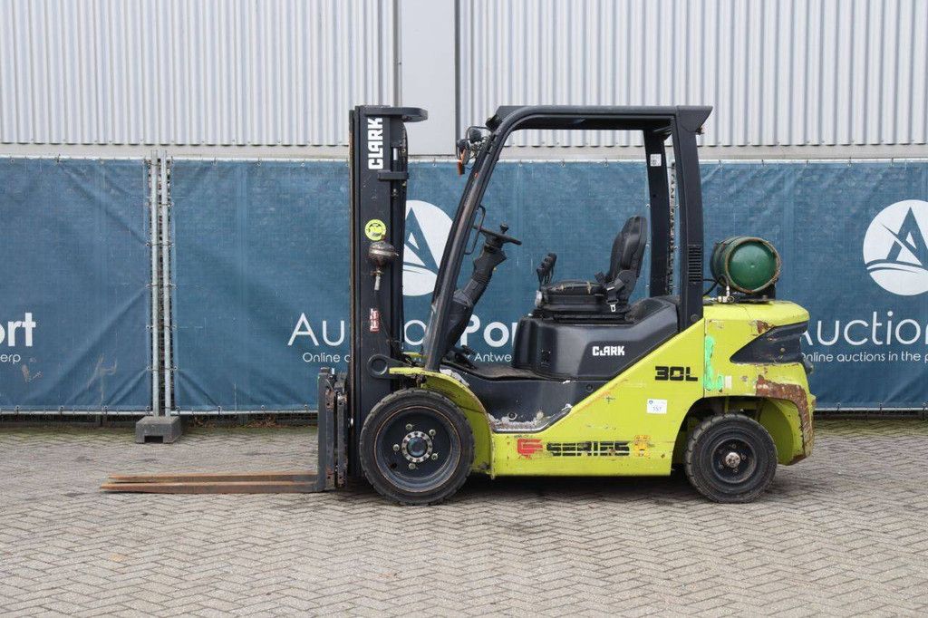 Forklift Clark S30L LPG 3000kg 4.8m 2019