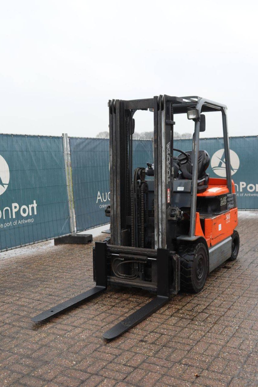 Forklift Toyota 7FBMF25 Electric 2500kg 4.3m 2010