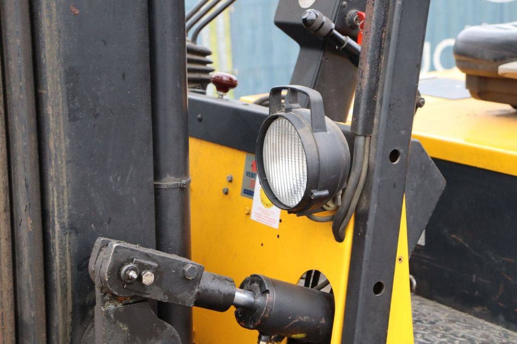 Gabelstapler Yale EFG-V 30-600 DZ Elektro 2720 kg 6,2 m 1993