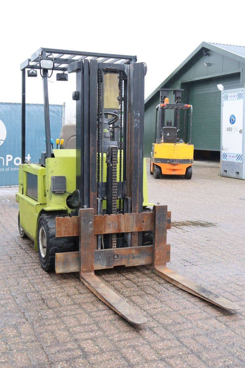 Gabelstapler Clark 30 S Elektro 3000 kg