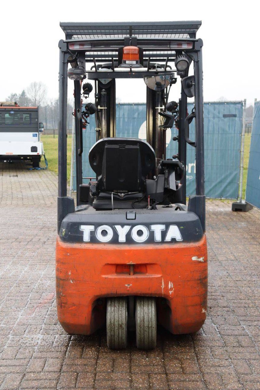 Toyota 8FBE18T Elektrogabelstapler 1800 kg 4,7 m 2021