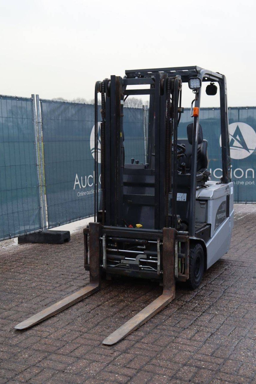 Nissan 1N1L18Q Elektro-Gabelstapler, 1250 kg