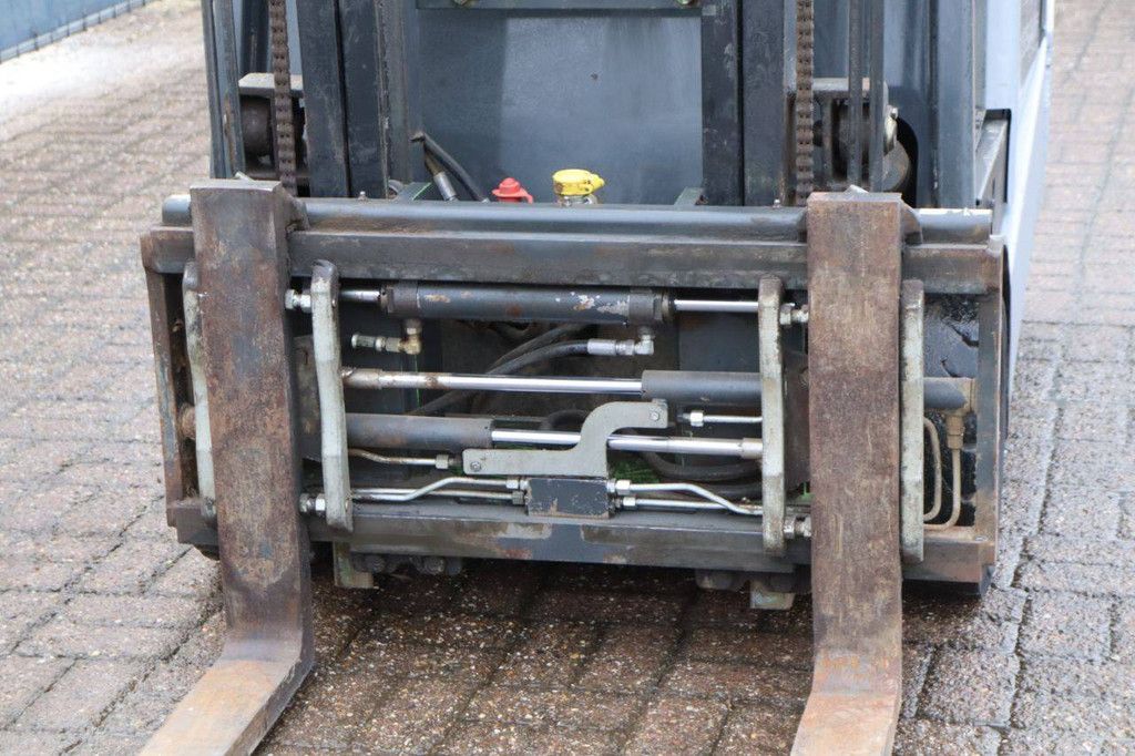 Nissan 1N1L18Q Elektro-Gabelstapler, 1250 kg