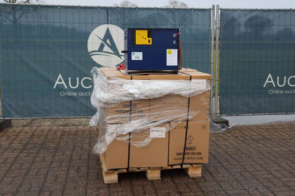 Battery charger Powergen 48V/80A 10 pieces New