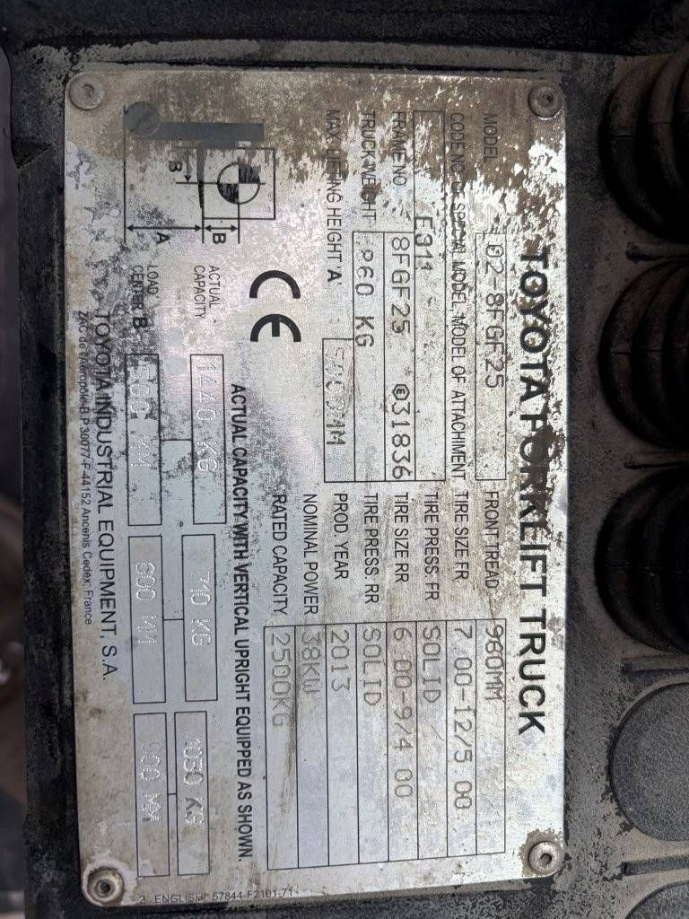 Forklift Toyota 02-8FGF25 LPG 2500kg 2013