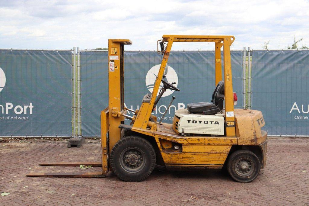 Gabelstapler Toyota 3FD25 Diesel 2500 kg 2,5 m