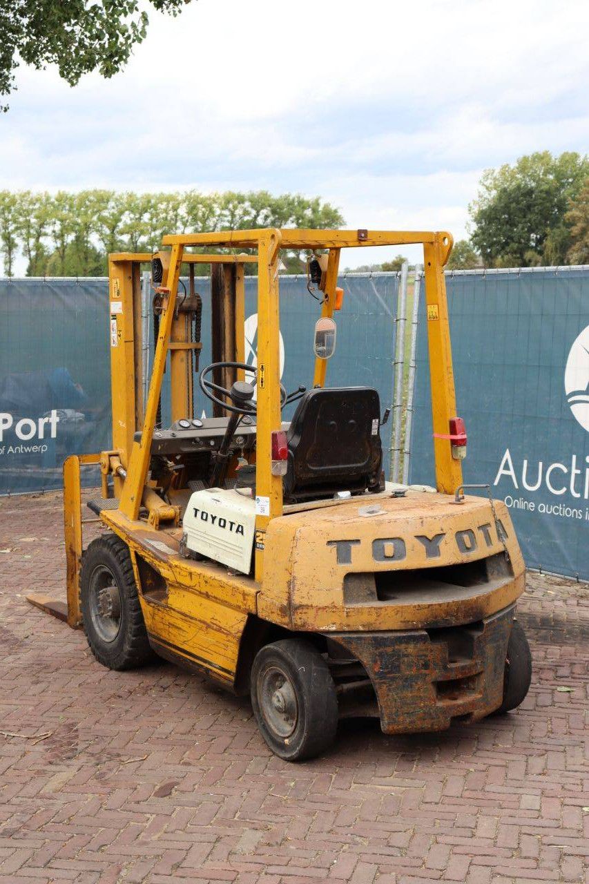 Gabelstapler Toyota 3FD25 Diesel 2500 kg 2,5 m