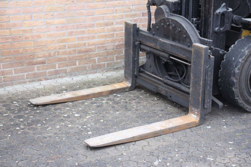 Forklift Yale GLP30TF LPG 2880kg 4.76m 2004